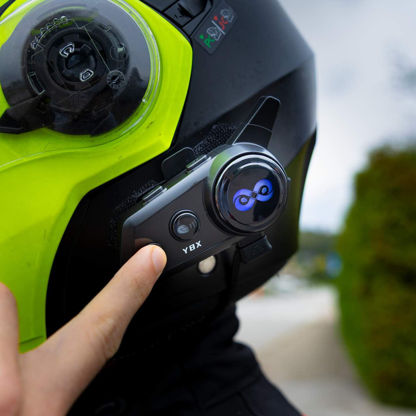 AudioConnect 8X